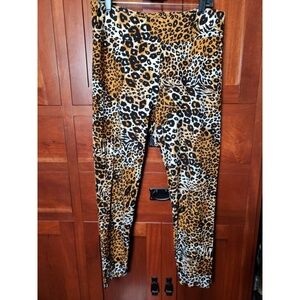 No Boundaries Yellow and Black Cheetah Print Leggings Size XXL
